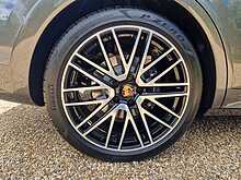 Porsche Cayenne V6 E-Hybrid 