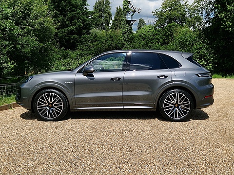 3.0 V6 E-Hybrid 25.9kWh TiptronicS 4WD Euro 6 (s/s) 5dr