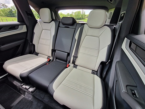 3.0 V6 E-Hybrid 25.9kWh TiptronicS 4WD Euro 6 (s/s) 5dr