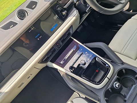 3.0 V6 E-Hybrid 25.9kWh TiptronicS 4WD Euro 6 (s/s) 5dr