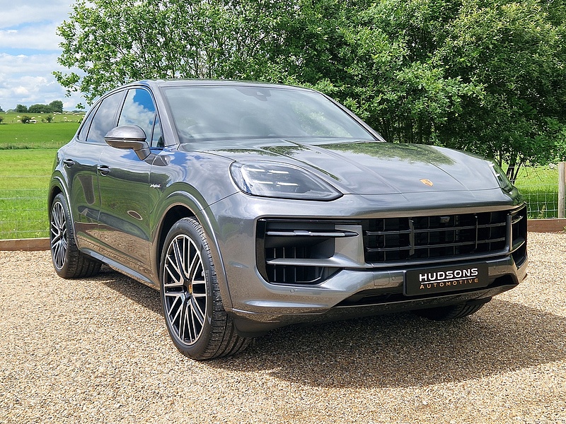 Porsche 3.0 V6 E-Hybrid 25.9kWh TiptronicS 4WD Euro 6 (s/s) 5dr