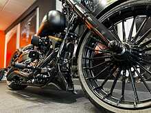 Harley-Davidson Softail FXSB Breakout 1690 17 