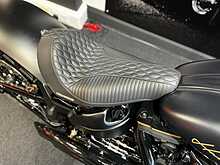 Harley-Davidson Softail FXSB Breakout 1690 17 