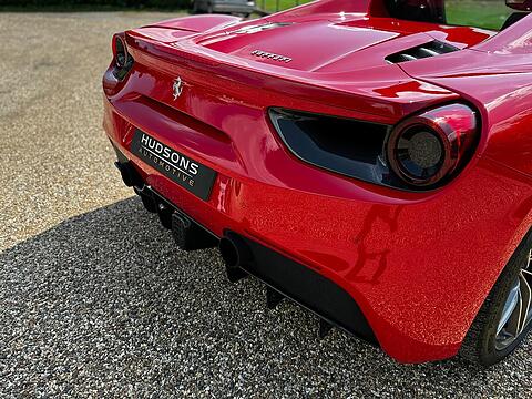 3.9T V8 Spider 2dr Petrol F1 DCT Euro 6 (s/s) (670 ps)