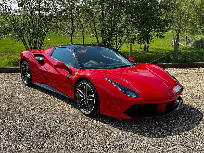 Ferrari 3.9T V8 Spider 2dr Petrol F1 DCT Euro 6 (s/s) (670 ps)