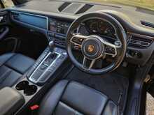 Porsche Macan T 