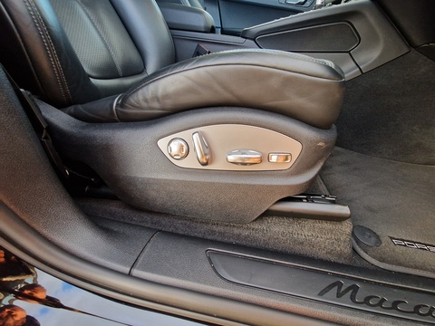 2.0T SUV 5dr Petrol PDK 4WD Euro 6 (s/s) (245 ps)