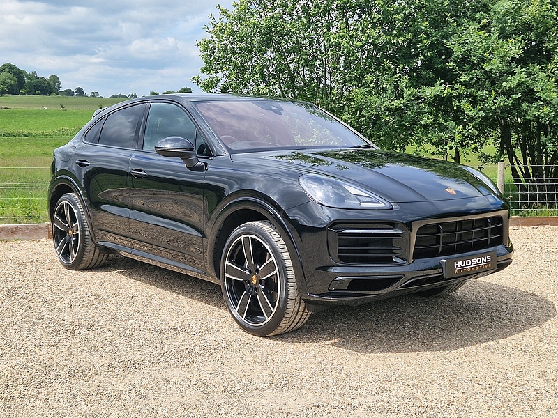 Porsche 3.0T V6 Platinum Edition Coupe 5dr Petrol TiptronicS 4WD Euro 6 (s/s) (340 ps)