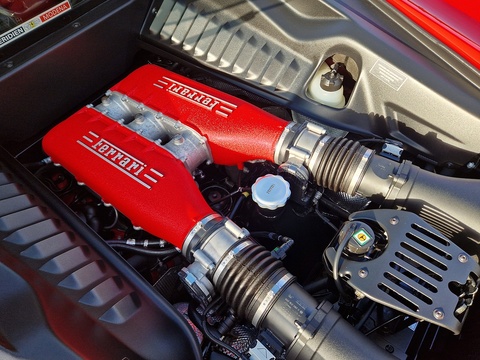 4.5 Italia Coupe 2dr Petrol F1 DCT Euro 5 (570 bhp)