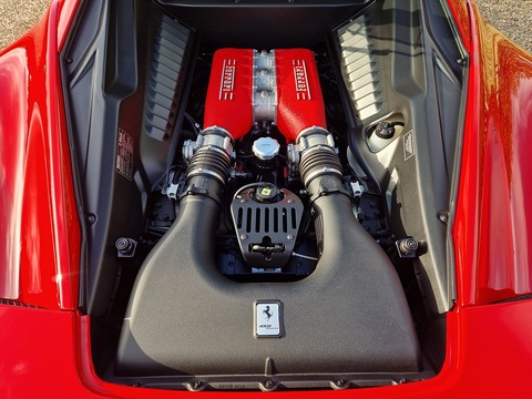 4.5 Italia Coupe 2dr Petrol F1 DCT Euro 5 (570 bhp)