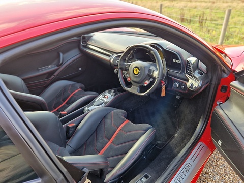 4.5 Italia Coupe 2dr Petrol F1 DCT Euro 5 (570 bhp)