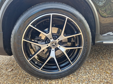 2.0 GLC300 MHEV AMG Line (Premium Plus) Coupe 5dr Petrol G-Tronic+ 4MATIC Euro 6 (s/s) (272 ps)