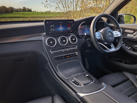 2.0 GLC300 MHEV AMG Line (Premium Plus) Coupe 5dr Petrol G-Tronic+ 4MATIC Euro 6 (s/s) (272 ps)