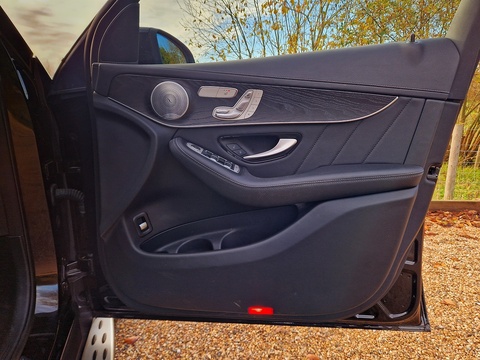 2.0 GLC300 MHEV AMG Line (Premium Plus) Coupe 5dr Petrol G-Tronic+ 4MATIC Euro 6 (s/s) (272 ps)