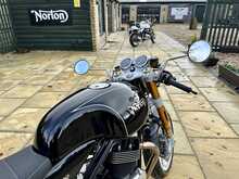 Norton 961 Commando CR 
