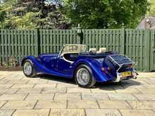 MORGAN Plus 4 Duratec 