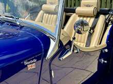 MORGAN Plus 4 Duratec 