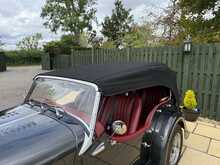 Morgan Plus 4 4 Seater 