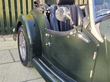 Morgan Plus 4 2.0 Duratec 