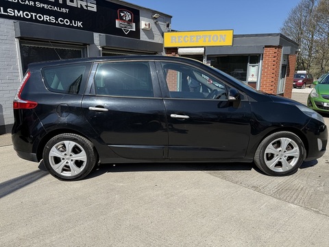 1.5 dCi Dynamique TomTom MPV 5dr Diesel Manual Euro 5 (s/s) (110 ps)