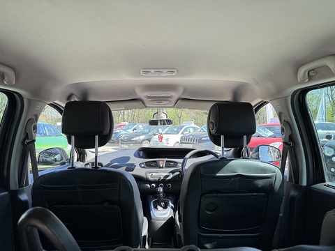 1.5 dCi Dynamique TomTom MPV 5dr Diesel Manual Euro 5 (s/s) (110 ps)