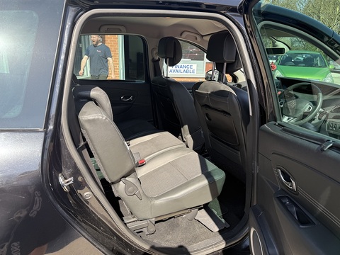 1.5 dCi Dynamique TomTom MPV 5dr Diesel Manual Euro 5 (s/s) (110 ps)