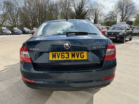 2.0 TDI Elegance Hatchback 5dr Diesel Manual Euro 5 (s/s) (150 ps)