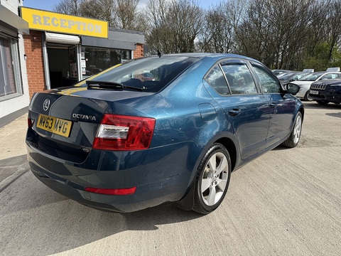 2.0 TDI Elegance Hatchback 5dr Diesel Manual Euro 5 (s/s) (150 ps)