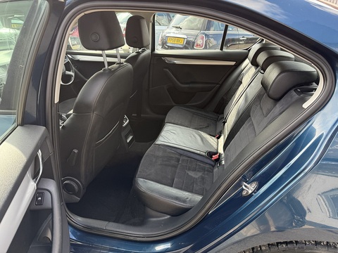 2.0 TDI Elegance Hatchback 5dr Diesel Manual Euro 5 (s/s) (150 ps)