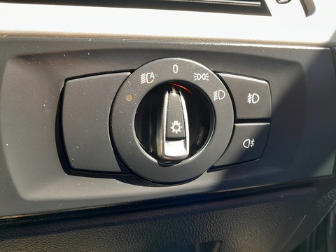 2.0 320d SE Touring 5dr Diesel Manual Euro 5 (177 ps)