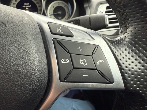 2.1 E220 BlueTEC AMG Line (Premium) Cabriolet 2dr Diesel G-Tronic+ Euro 6 (s/s) (177 ps)