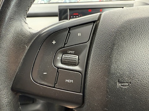 C4 Cactus W Puretech Bluehdi 100 Hatchback