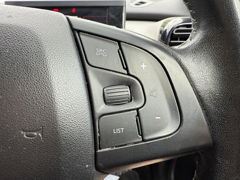 C4 Cactus W Puretech Bluehdi 100 Hatchback