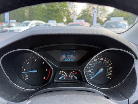 1.6 TDCi Zetec Hatchback 5dr Diesel Manual Euro 5 (s/s) (115 ps)