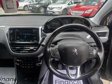 Peugeot 2008 BlueHDi Allure 