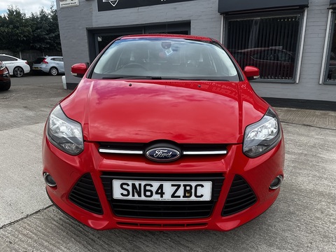 1.6 Zetec Hatchback 5dr Petrol Manual Euro 5 (105 ps)