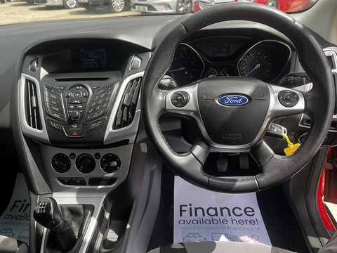 1.6 Zetec Hatchback 5dr Petrol Manual Euro 5 (105 ps)