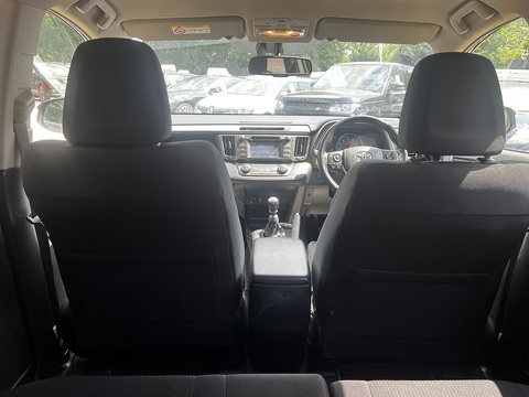 2.0 D-4D Icon SUV 5dr Diesel Manual 4WD Euro 5 (s/s) (124 ps)