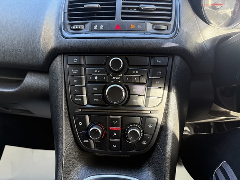 1.7 CDTi Exclusiv MPV 5dr Diesel Manual Euro 5 (130 ps)