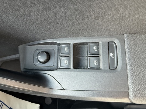 1.0 TSI GPF SE SUV 5dr Petrol Manual Euro 6 (s/s) (95 ps)