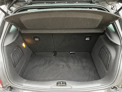 1.6 BlueHDi DStyle Nav Hatchback 3dr Diesel Manual Euro 6 (s/s) (100 ps)