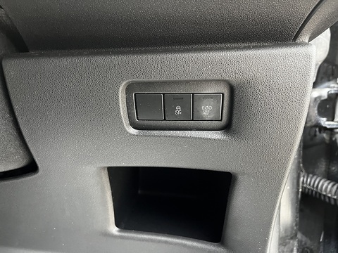 1.6 BlueHDi DStyle Nav Hatchback 3dr Diesel Manual Euro 6 (s/s) (100 ps)