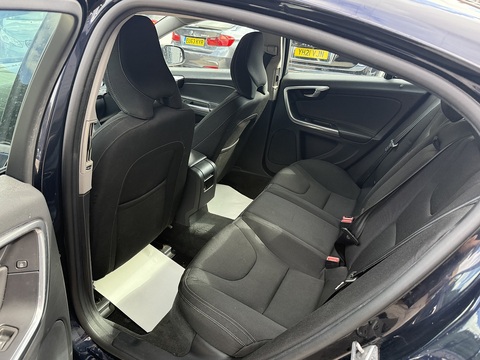 2.0 D4 Business Edition Saloon 4dr Diesel Manual Euro 6 (s/s) (190 ps)