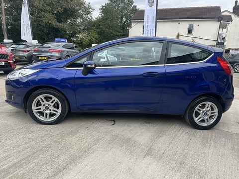 1.25 Zetec Hatchback 3dr Petrol Manual Euro 5 (82 ps)