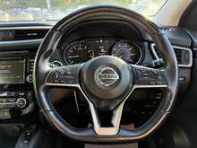 Nissan Qashqai DIG-T N-Connecta 