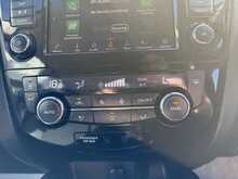 Nissan Qashqai DIG-T N-Connecta 