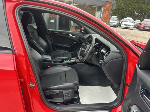 2.0 TDI Black Edition Saloon 4dr Diesel Multitronic Euro 5 (s/s) (177 ps)