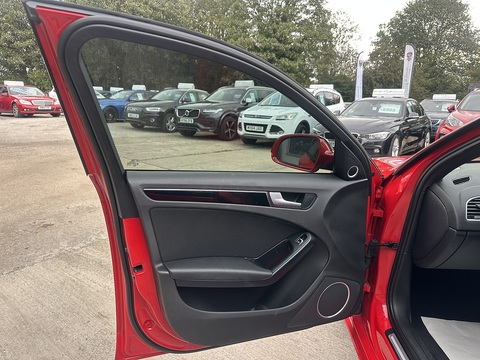 2.0 TDI Black Edition Saloon 4dr Diesel Multitronic Euro 5 (s/s) (177 ps)