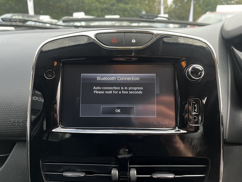 0.9 TCe Dynamique S MediaNav Hatchback 5dr Petrol Manual Euro 5 (s/s) (90 ps)