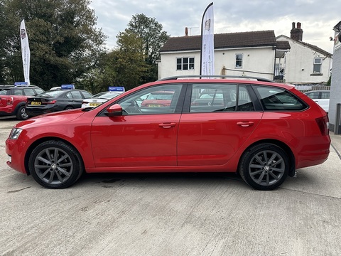 1.6 TDI Elegance Estate 5dr Diesel DSG Euro 5 (s/s) (105 ps)